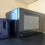 In Shared Kitchen Parking2 - Pass The Keys * Leeds (West Yorkshire)