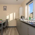 In Shared Kitchen Parking2 - Pass The Keys Apartmán